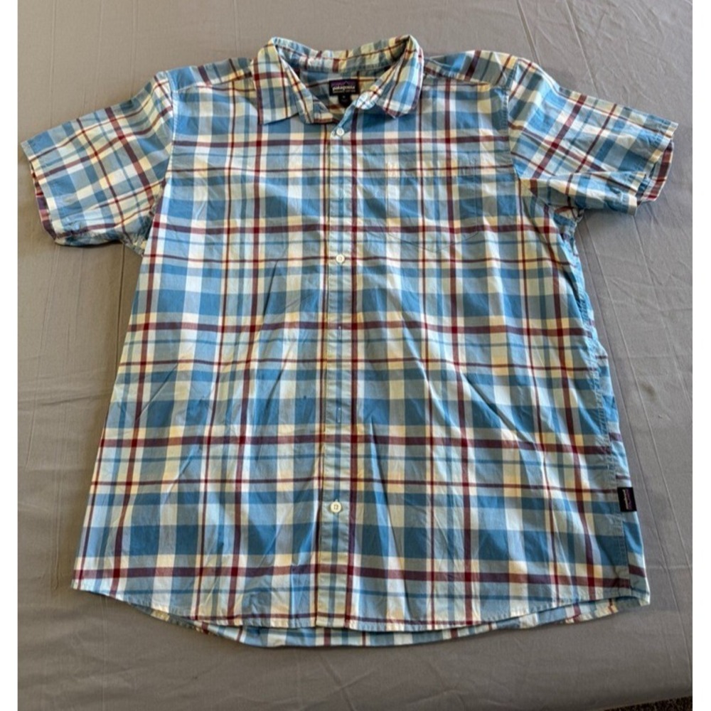 Patagonia Shirt XL Button Up Mens Short Sleeve Organic Cotton Blue Maroon White